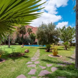  Appartement De Luxe Avec Piscine, Hivernage
